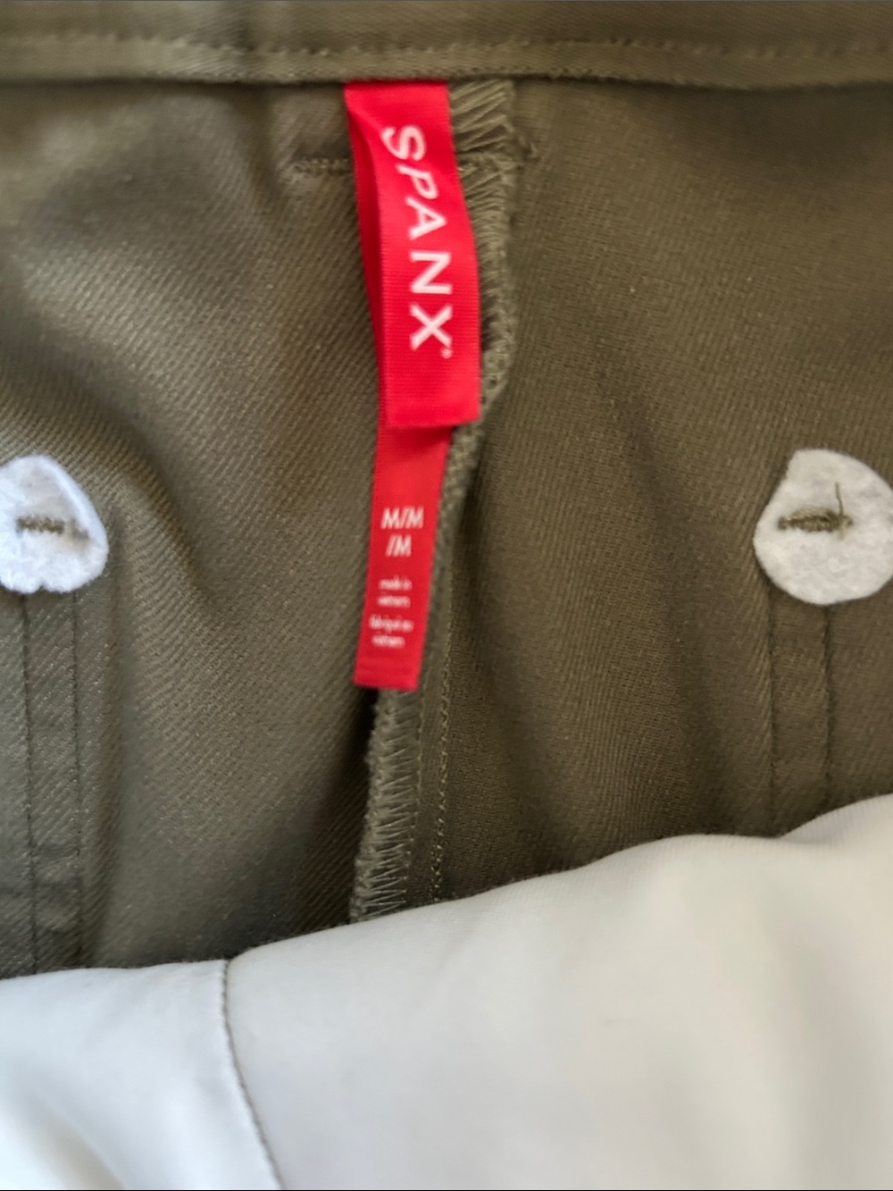 SPANX Olive Green Cargo Capris - Picture 4 of 7